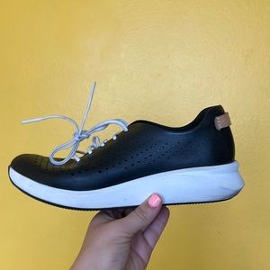 Clarks Un Río Tie sneakers